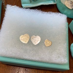RETIRED RETURN TO TIFFANY LARGE HEART EARRINGS